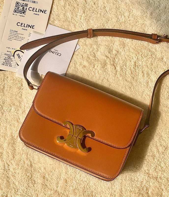 Bag C, photo 1