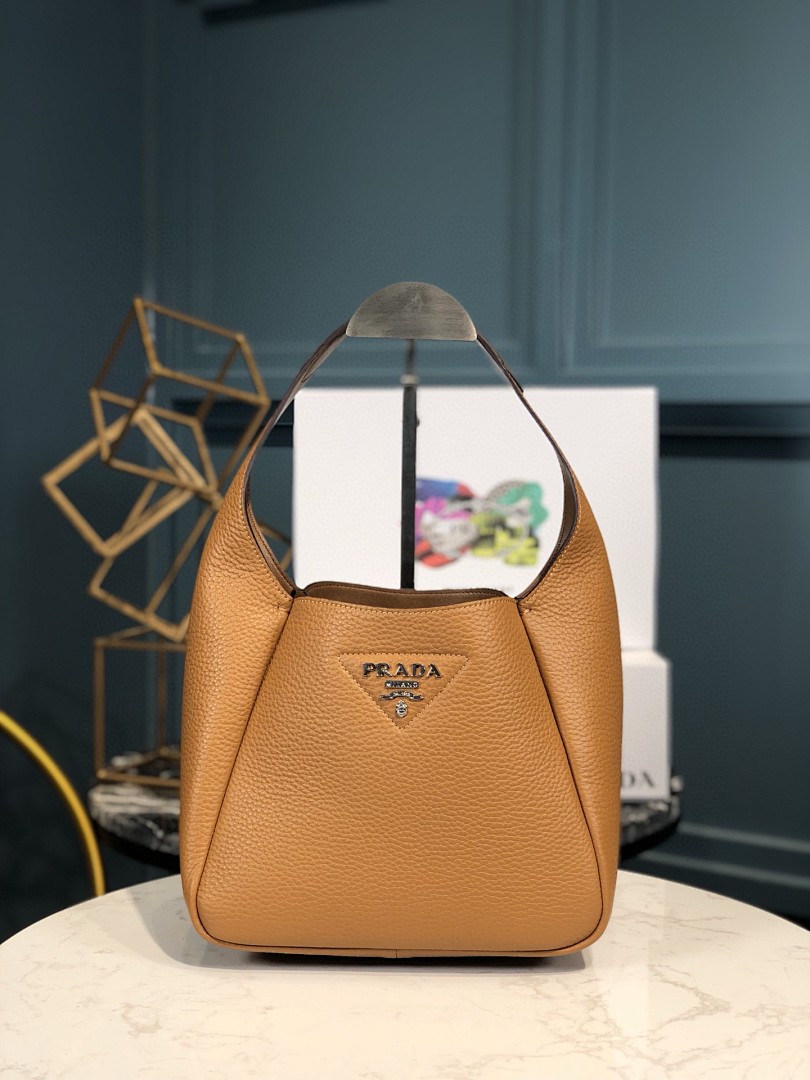 Bag P, photo 1