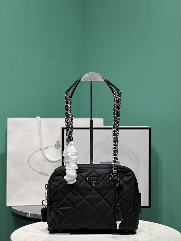 Bag P, photo 1