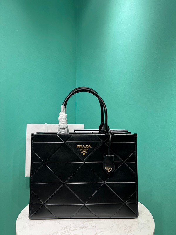 Bag P, photo 1