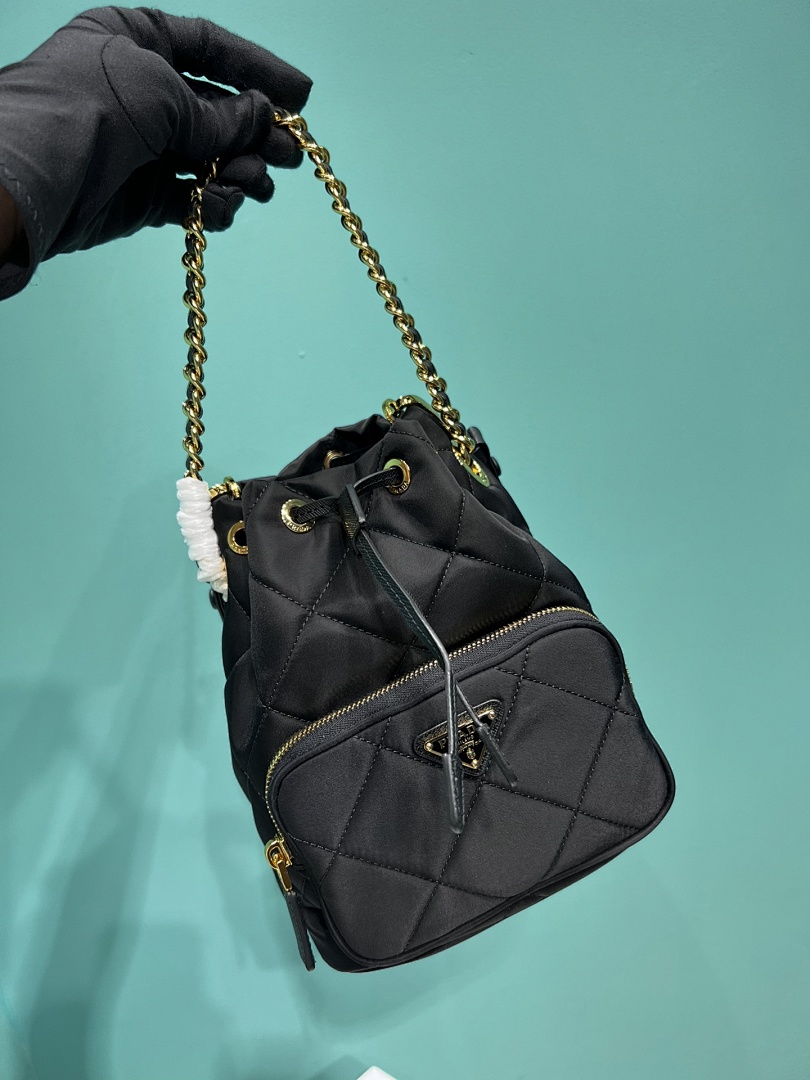 Bag P, photo 1