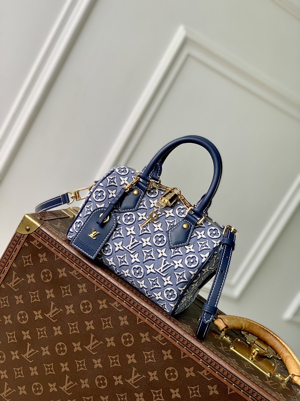 Bag L, photo 1