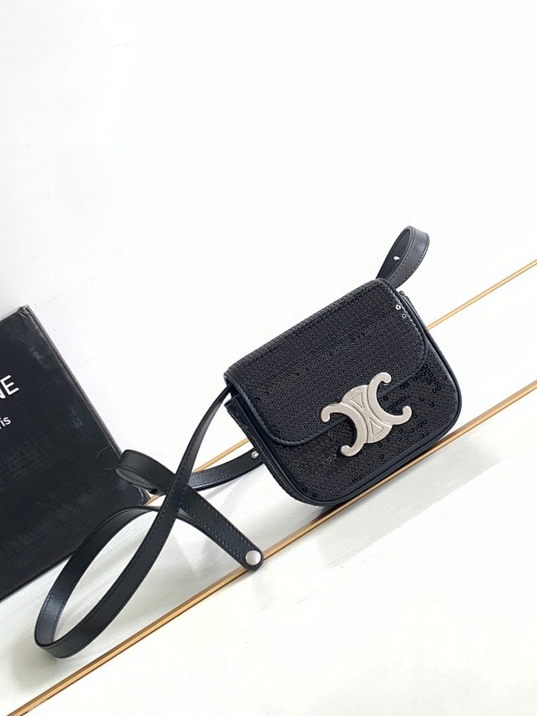 Bag C, photo 1