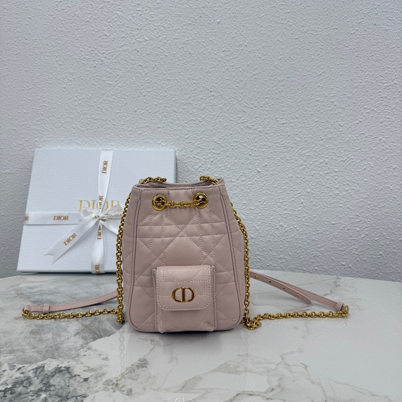 D, photo 1