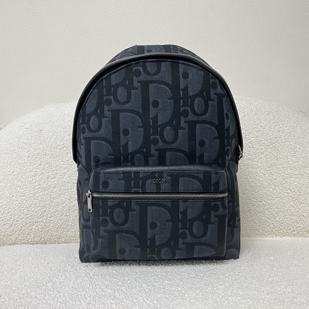 Other D, photo 1