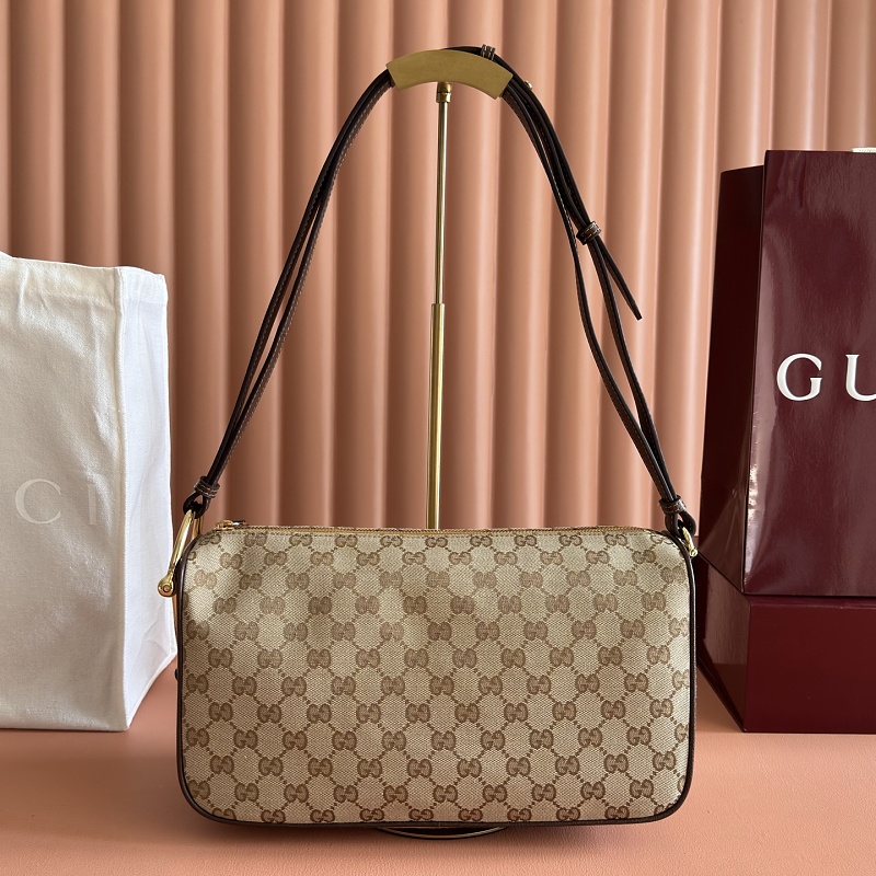 Bag G, photo 1
