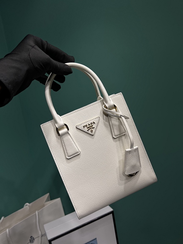 Bag P, photo 1