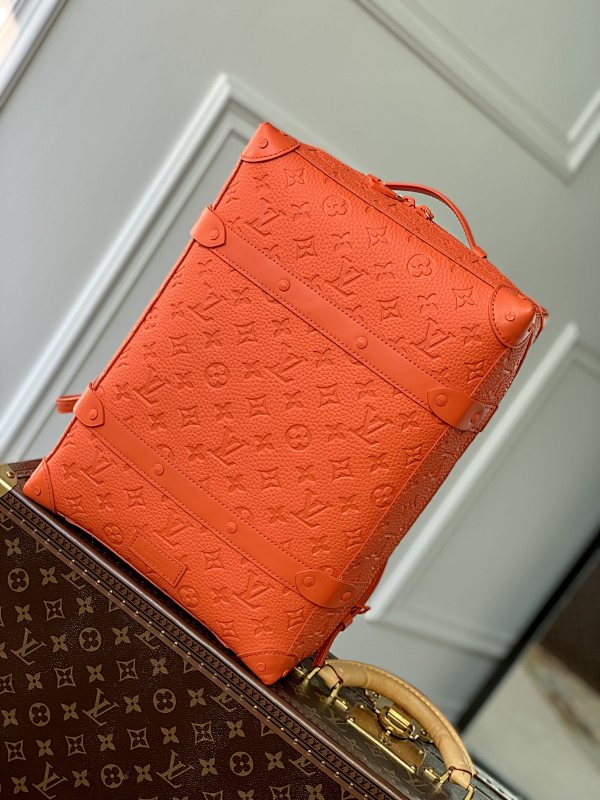 Bag 1, photo 1