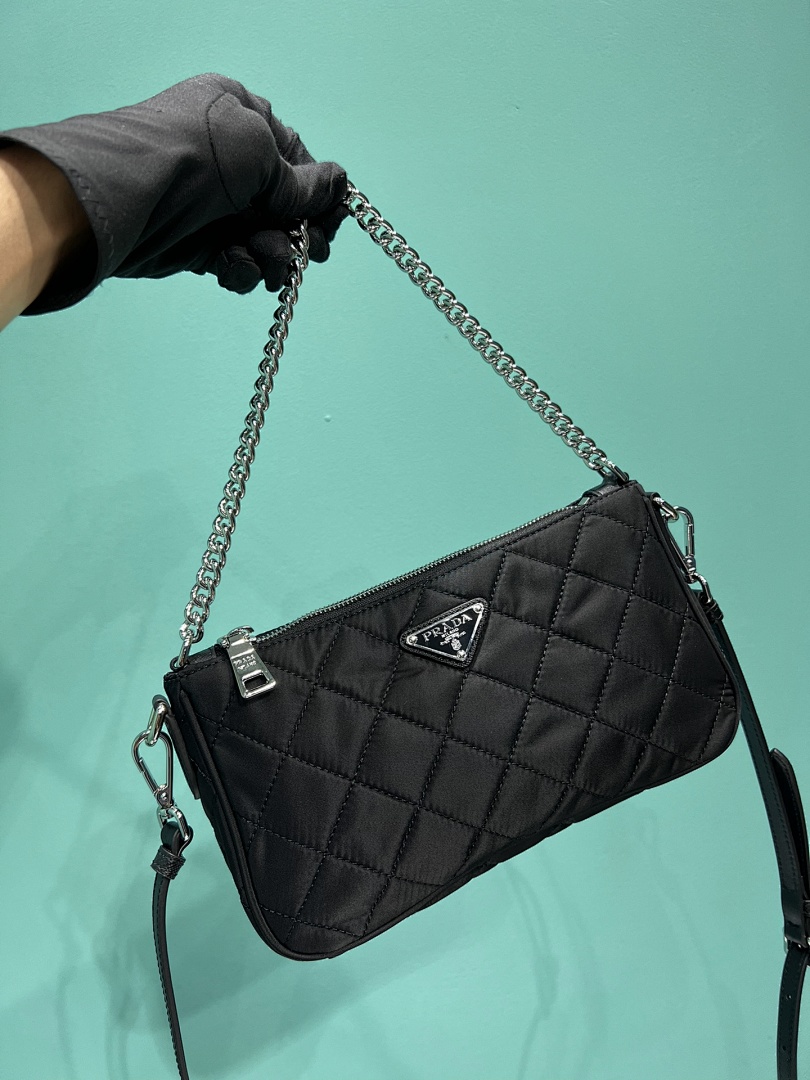Bag P, photo 1
