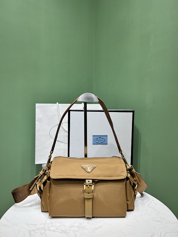Bag P, photo 1