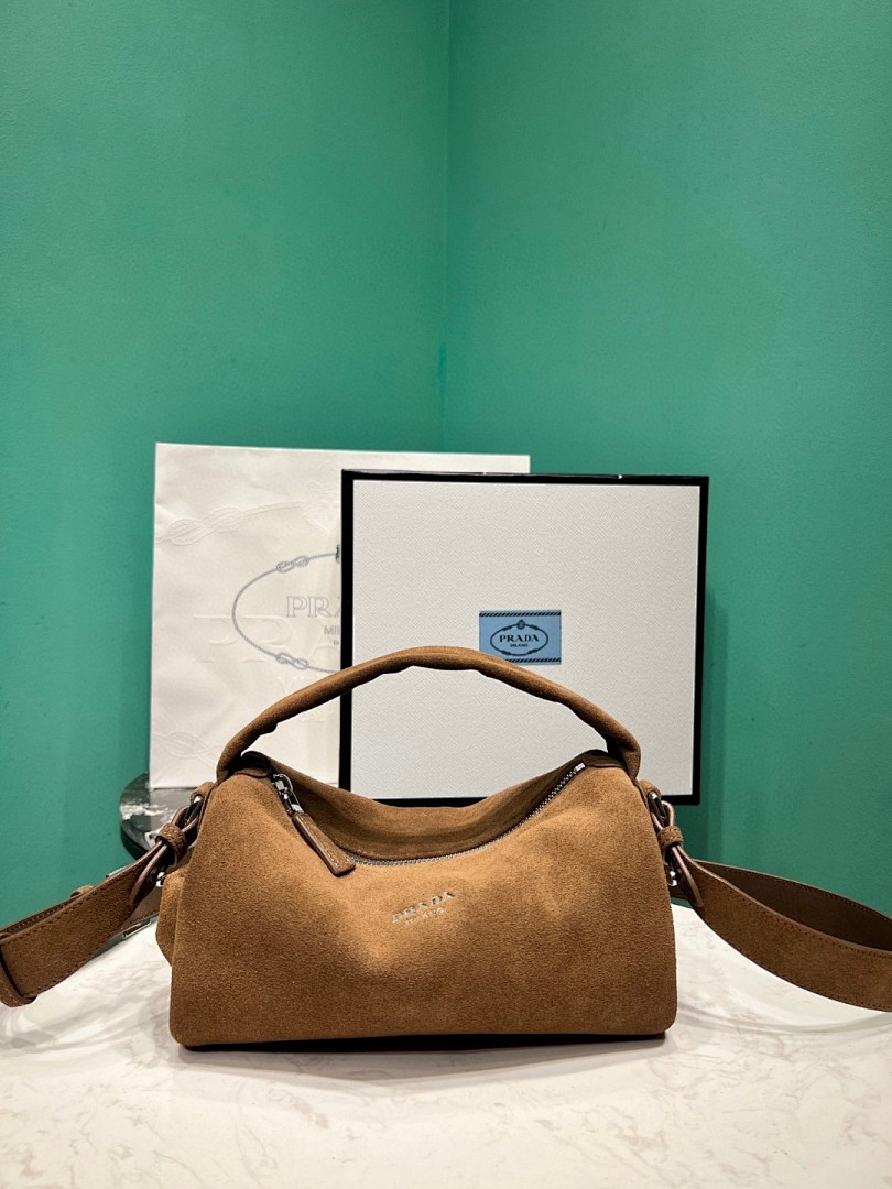 Bag P, photo 1