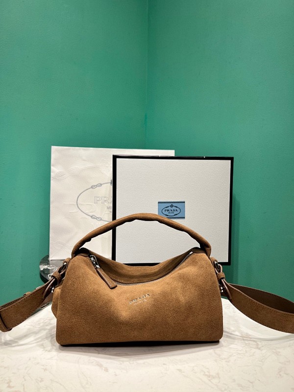 Bag P, photo 1