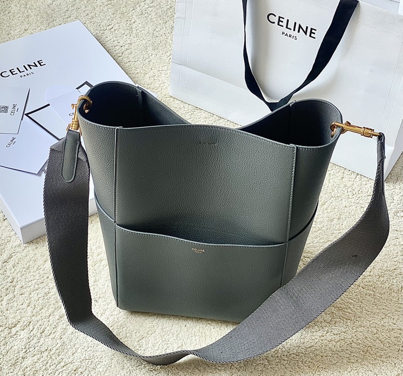 Bag C, photo 1
