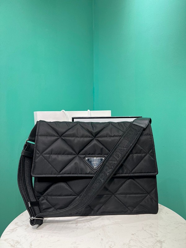 Bag P, photo 1