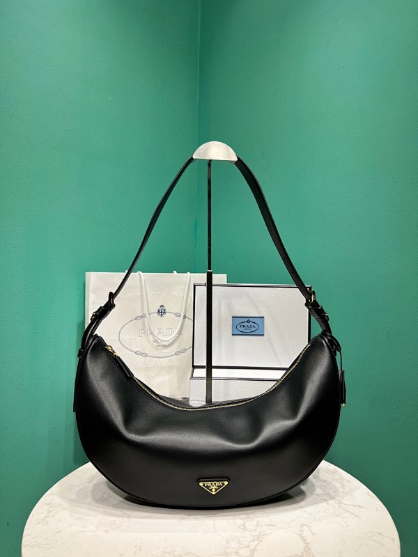 Bag P, photo 1