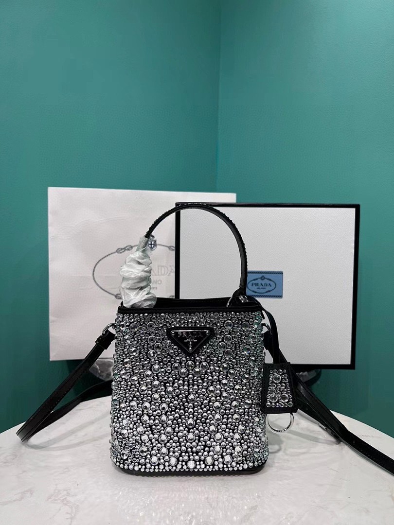 Bag P, photo 1