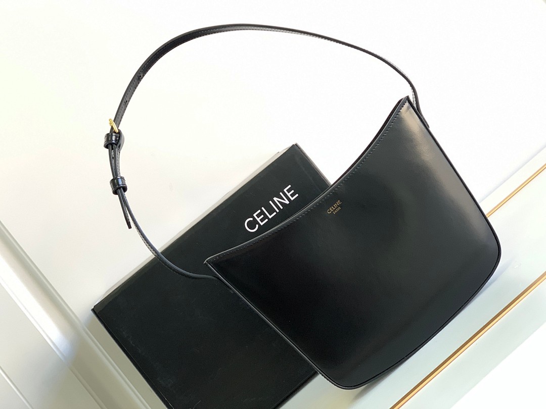 Bag C, photo 1