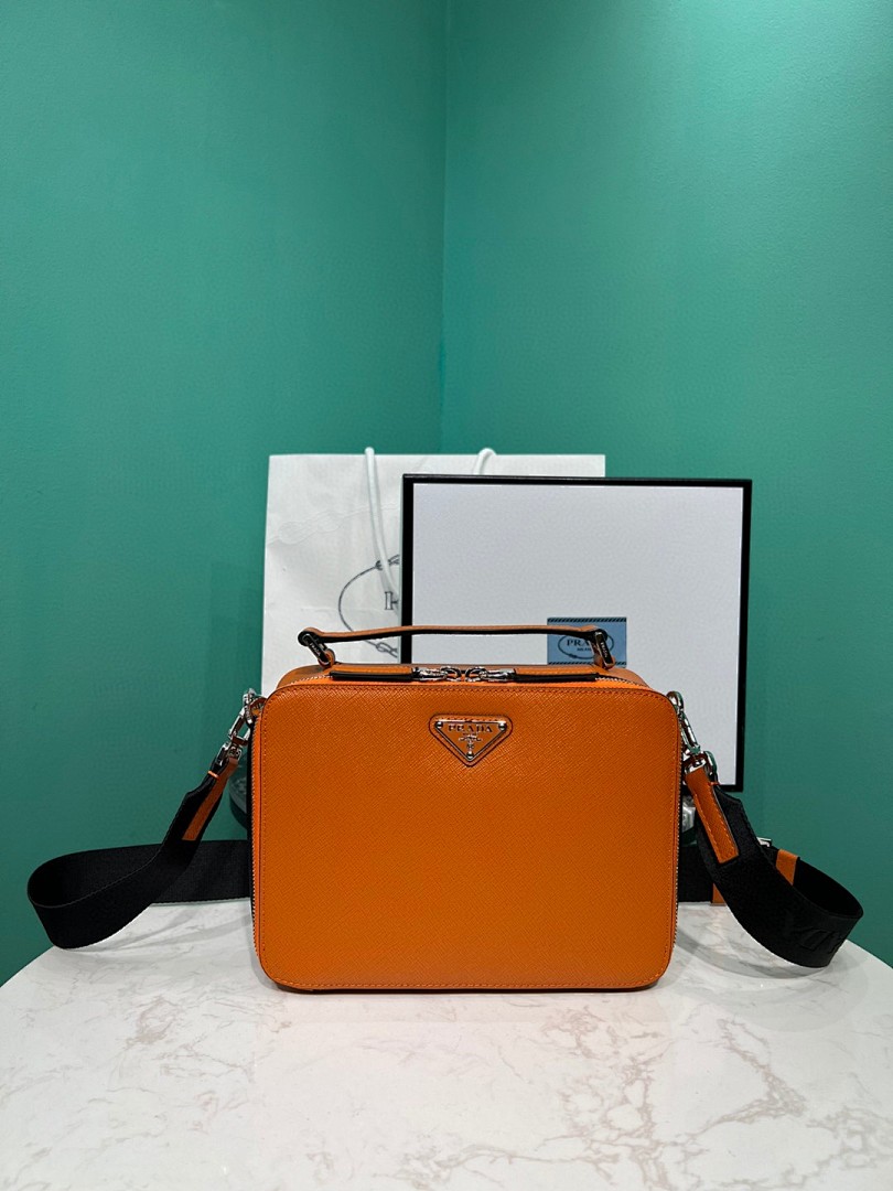 Bag P, photo 1