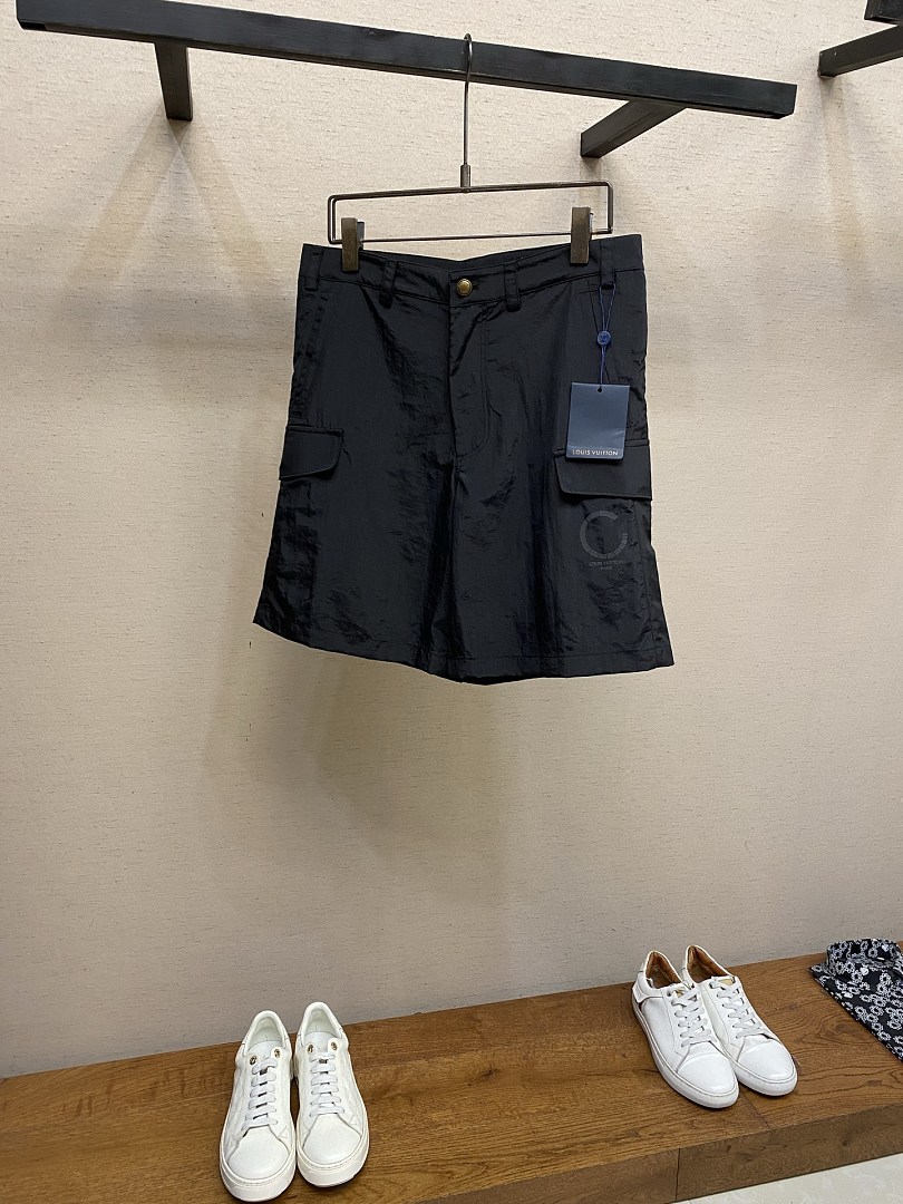 Christian Louboutin L-180, photo 1