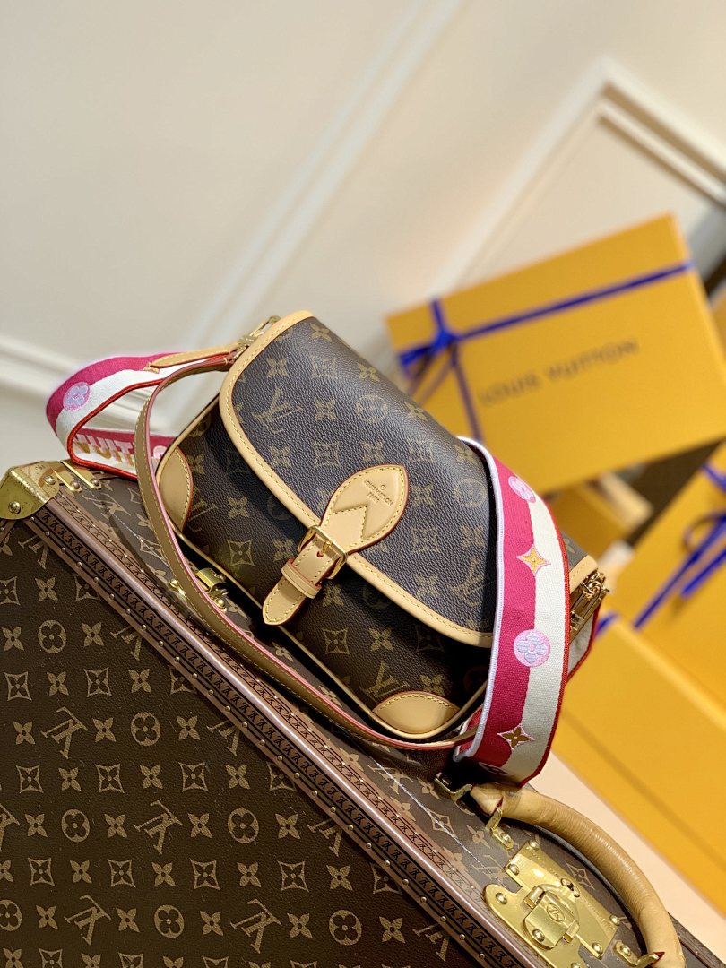 Bag 1, photo 1
