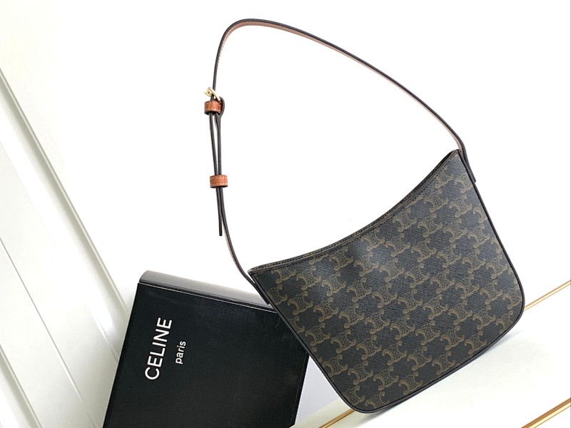Bag C, photo 1