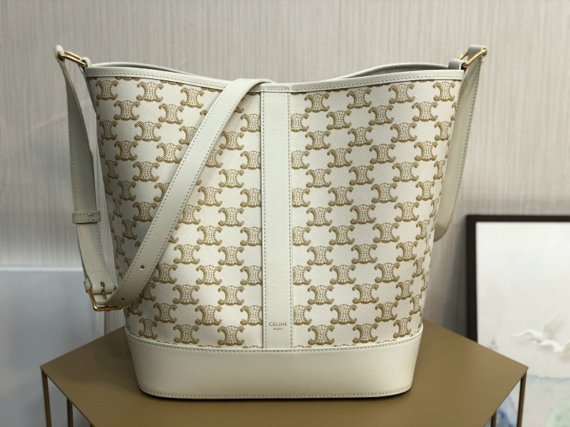 Bag C, photo 1