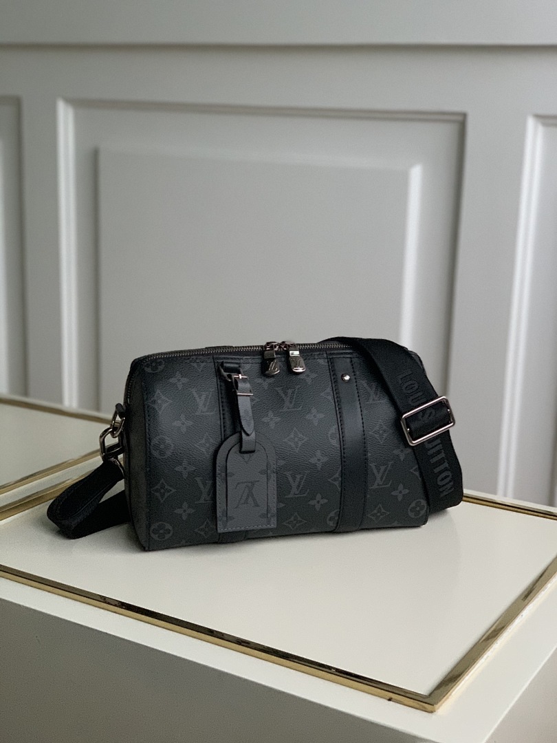 Bag 1V, photo 1