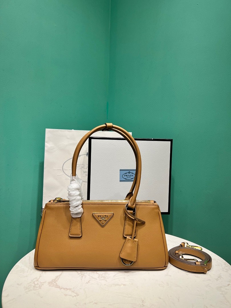 Bag P, photo 1