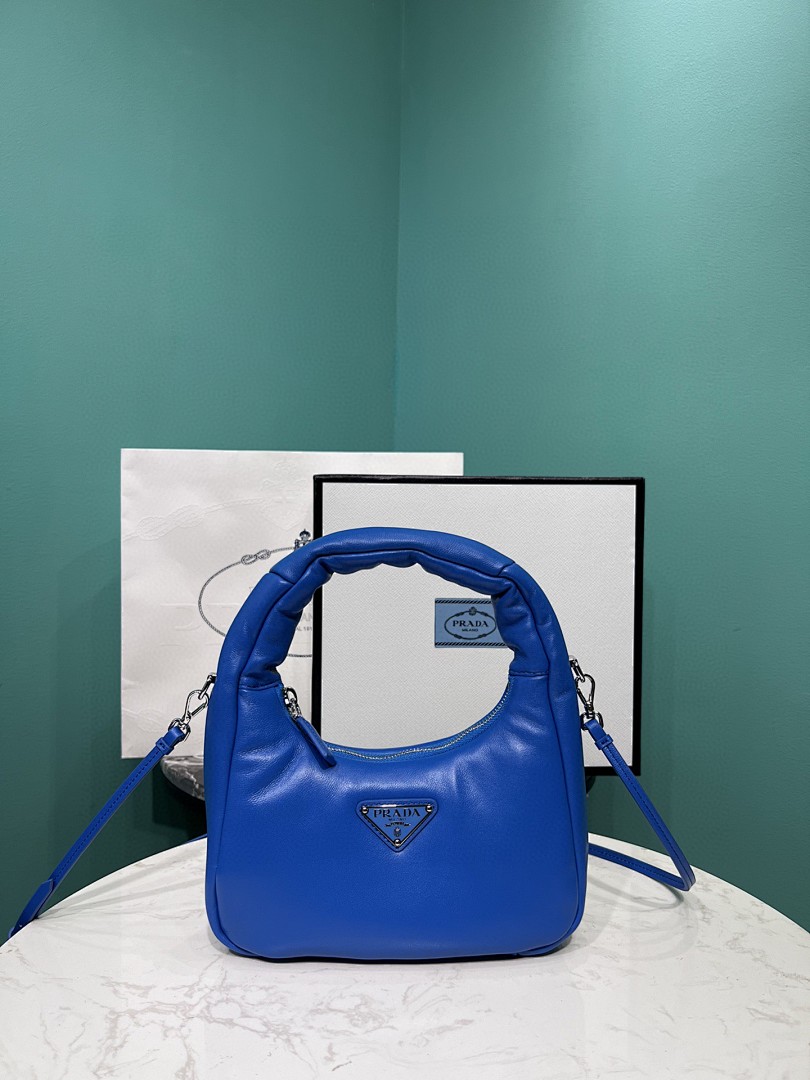 Bag P, photo 1