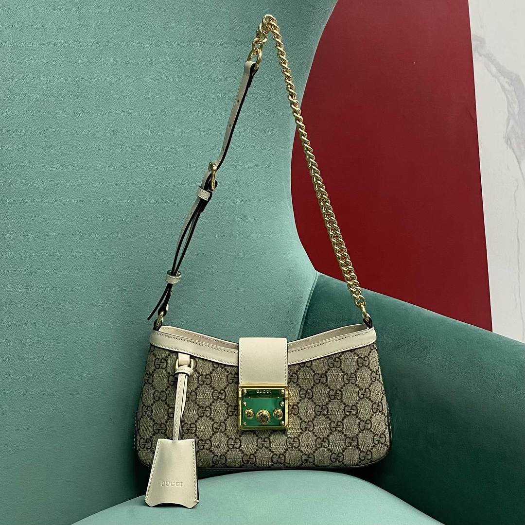 Bag G, photo 1