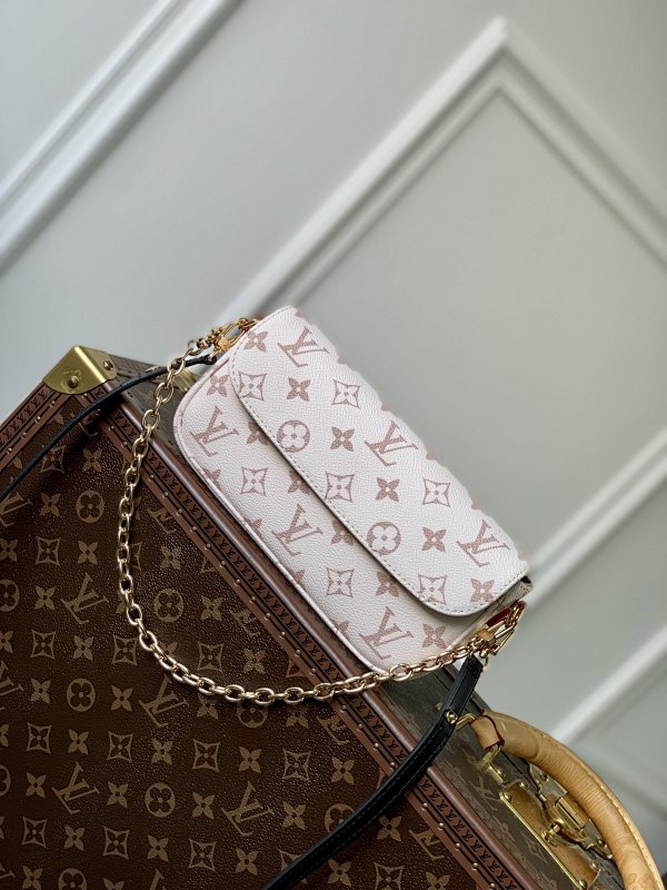 Bag L, photo 1