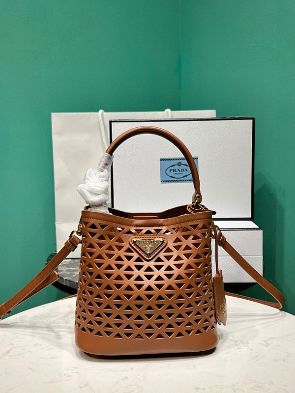 Bag P, photo 1