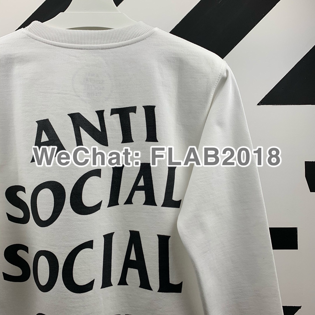 Unbranded AC BASIC CREWNECK - Image 11