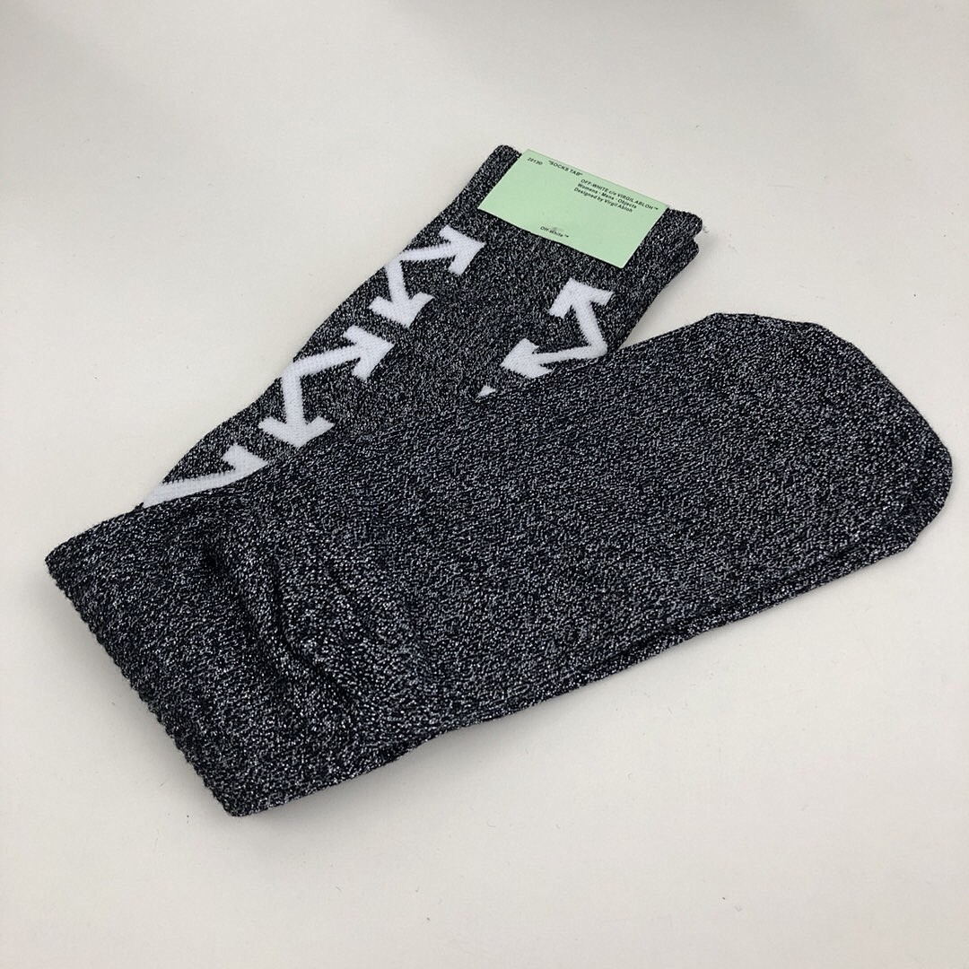 Unbranded SOCKS 17FW WHITE/BLACK/RED - Image 24