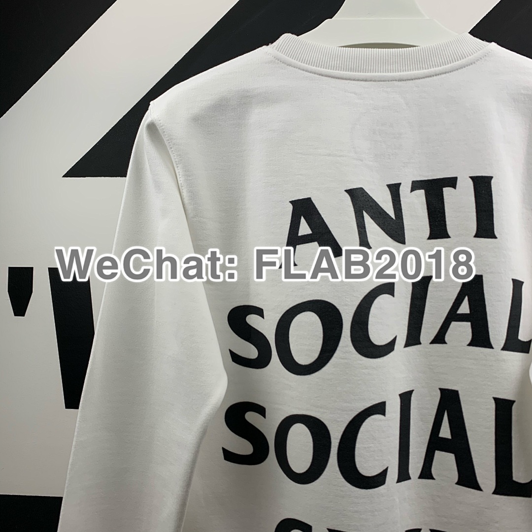 Unbranded AC BASIC CREWNECK - Image 10
