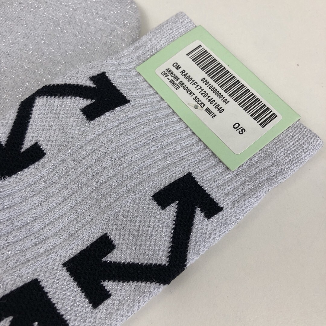 Unbranded SOCKS 17FW WHITE/BLACK/RED - Image 10