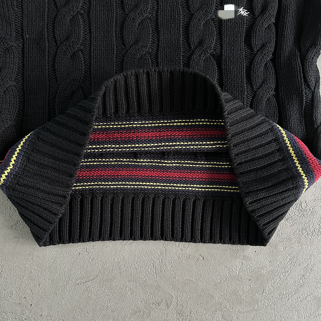 Other 79¥ V-Neck Sweater - Image 7