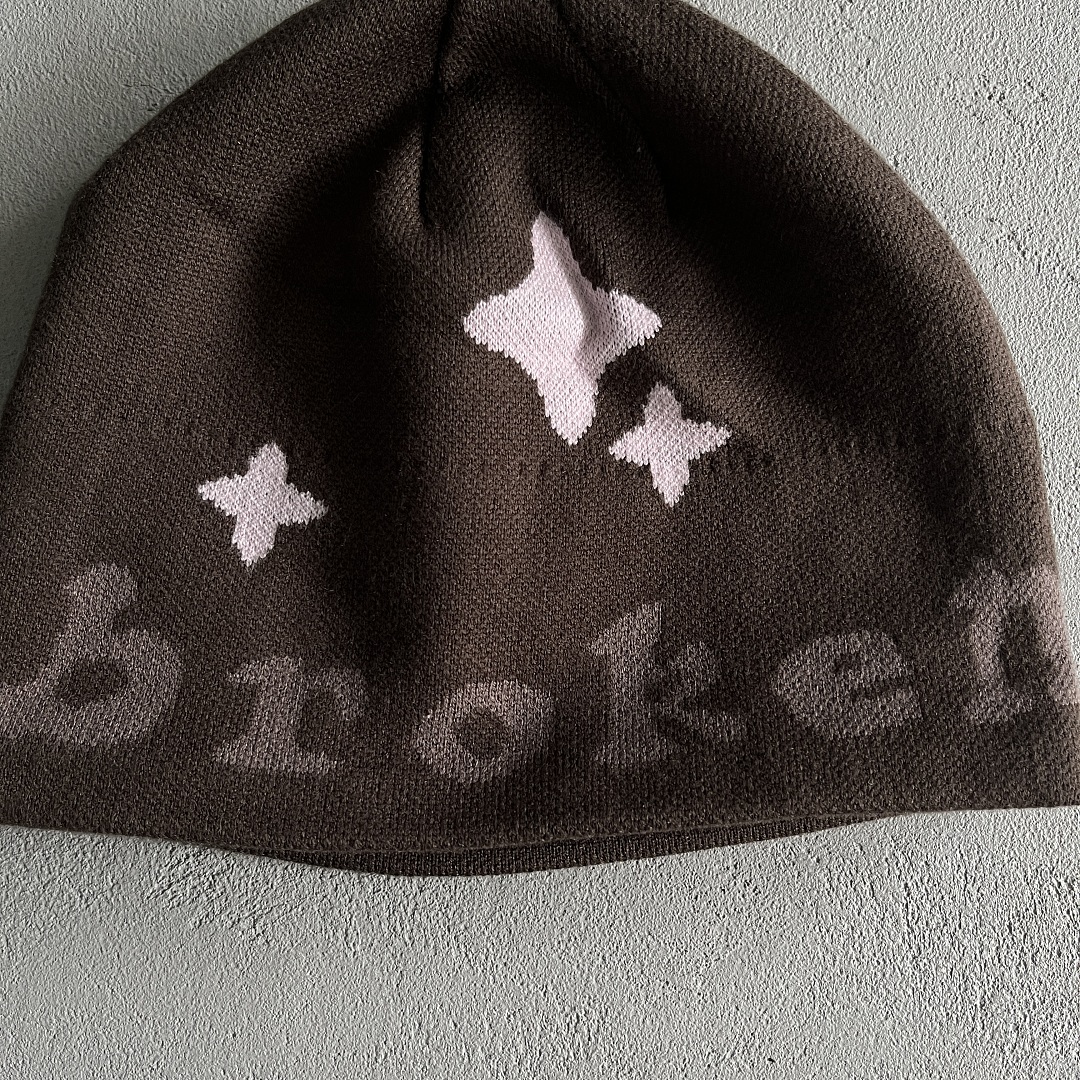 Other 30¥ Beanie (Dark Brown) - Image 4