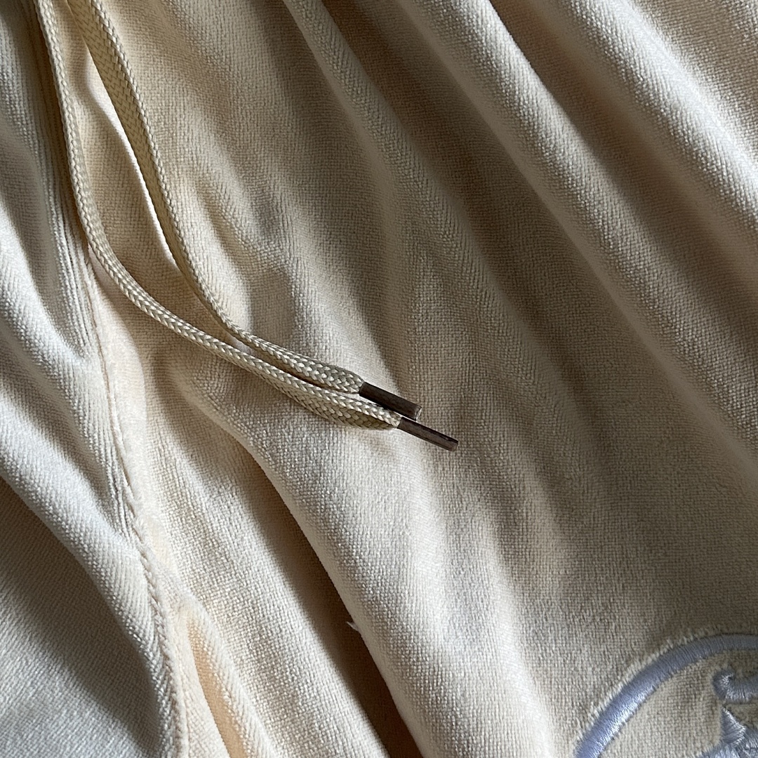 Other 98¥ Velor Track Set (Cream) - Image 16