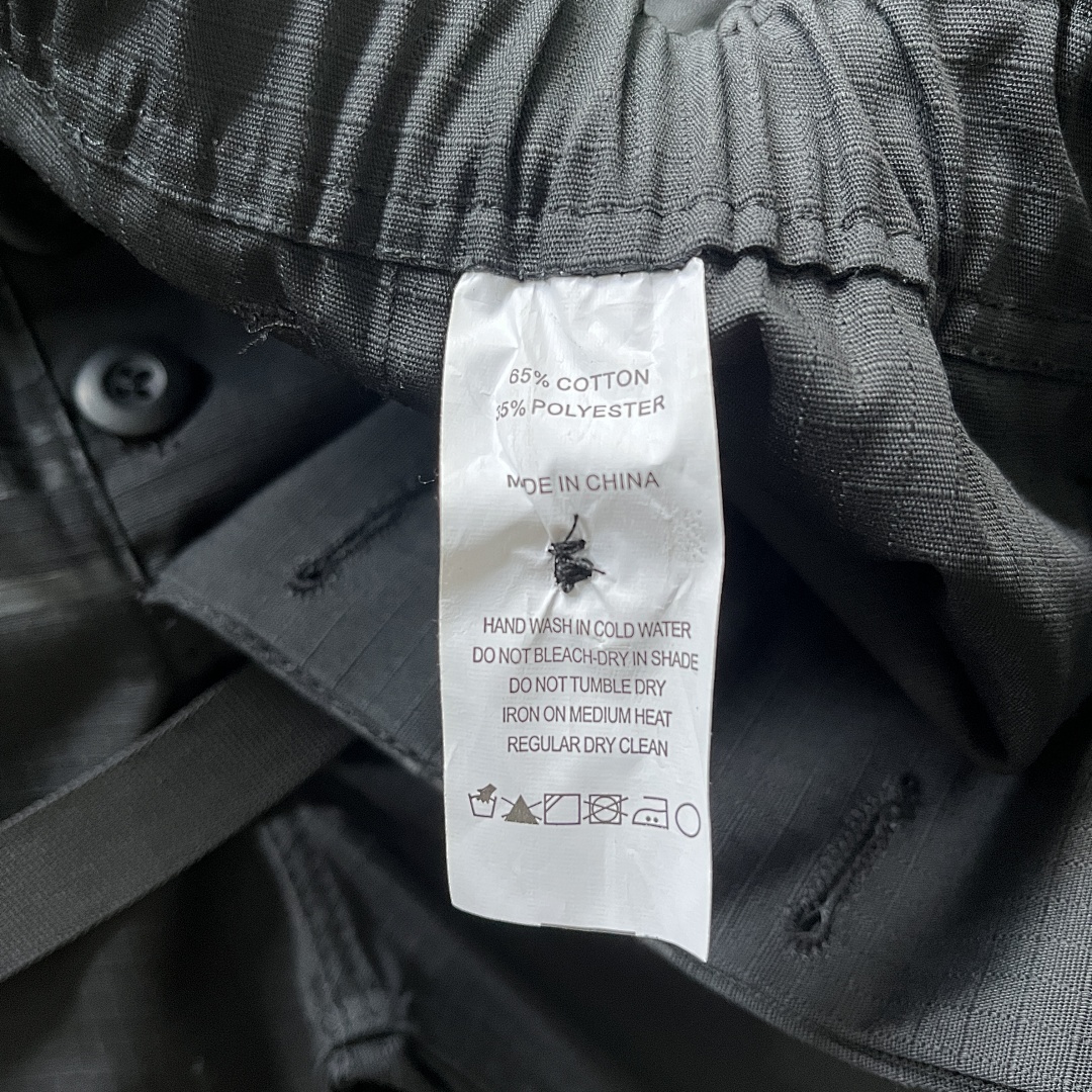 Other 89¥ OG Triple Black Cargo Shorts - Image 11