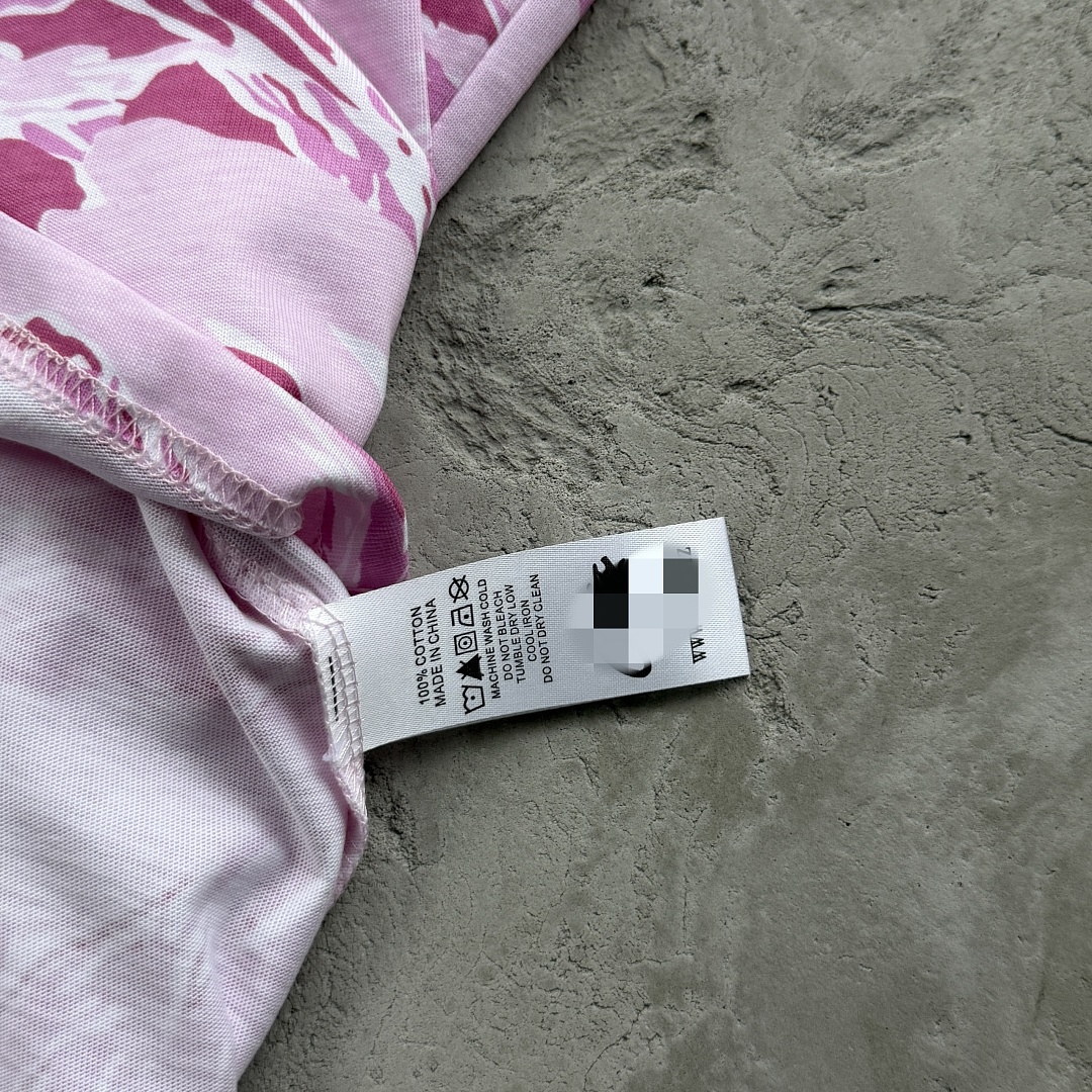 Other 35¥RTW Island Puff Print T-Shirt (Pink Tiger Camo) - Image 5