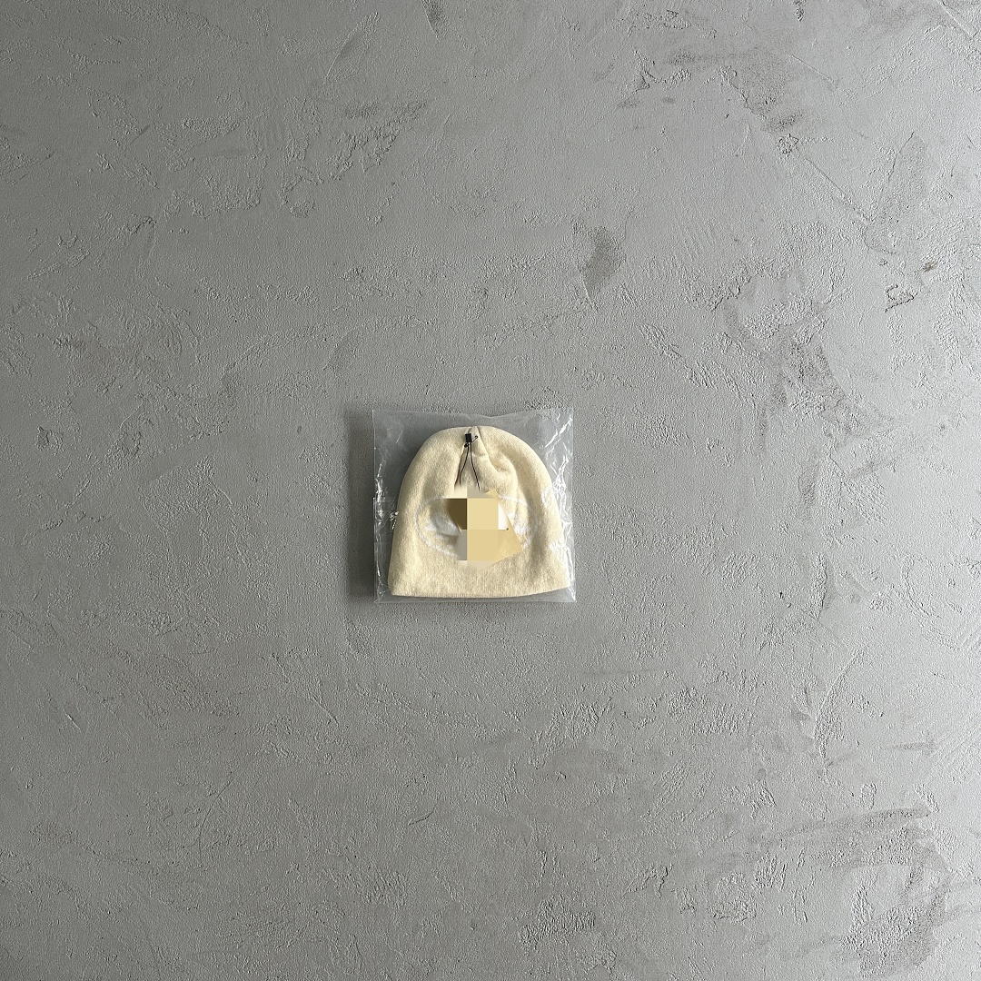 Other 39¥Demon Beanie (Beige) - Image 3