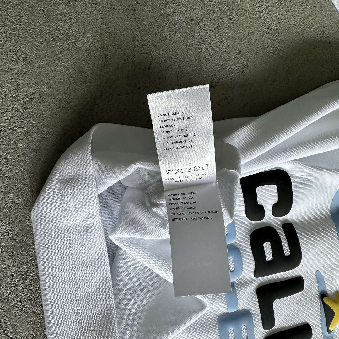 Other 40¥In Case Emergrncy T-Shirt - Image 15