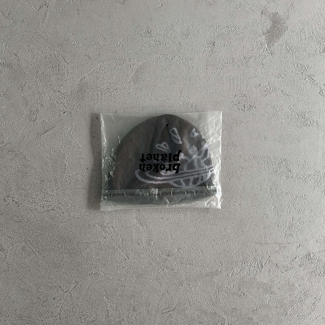 Other 29¥ Outer Space Beanie - Image 3