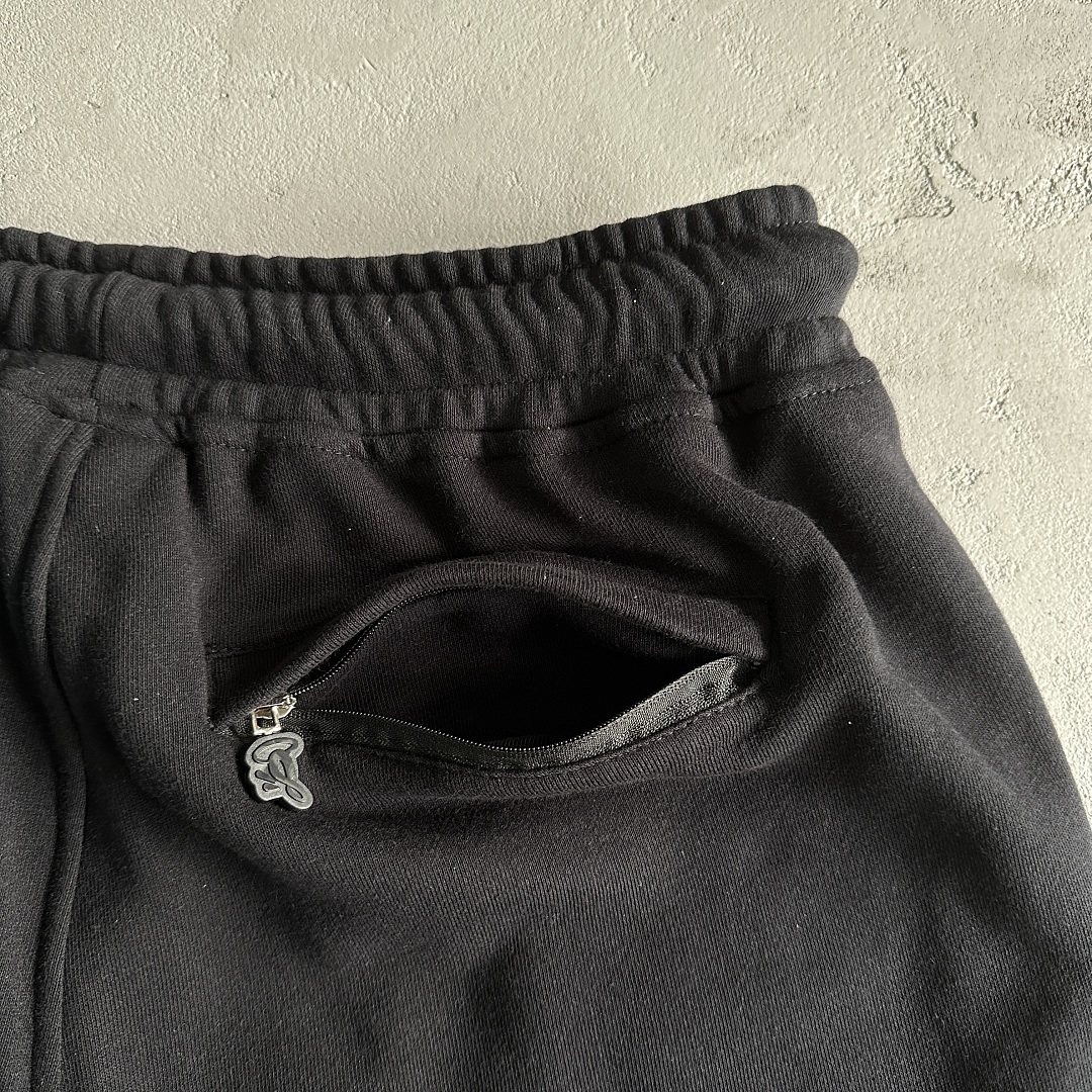 Other 109¥ Syna Men's Black T-Shirt - Image 45