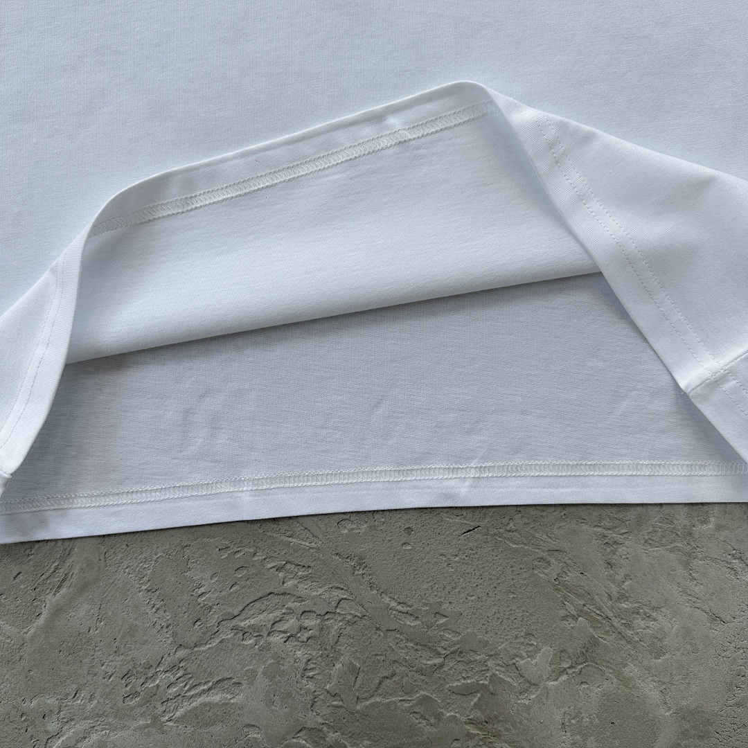 Other 35¥ Shield Tee - Image 15