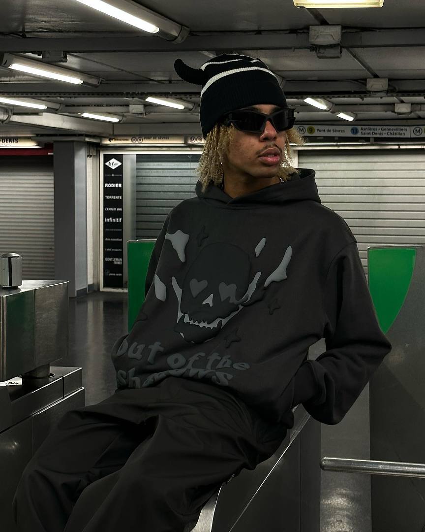 Other 60¥ Planet Heart Skull Sweatshirt - Image 21