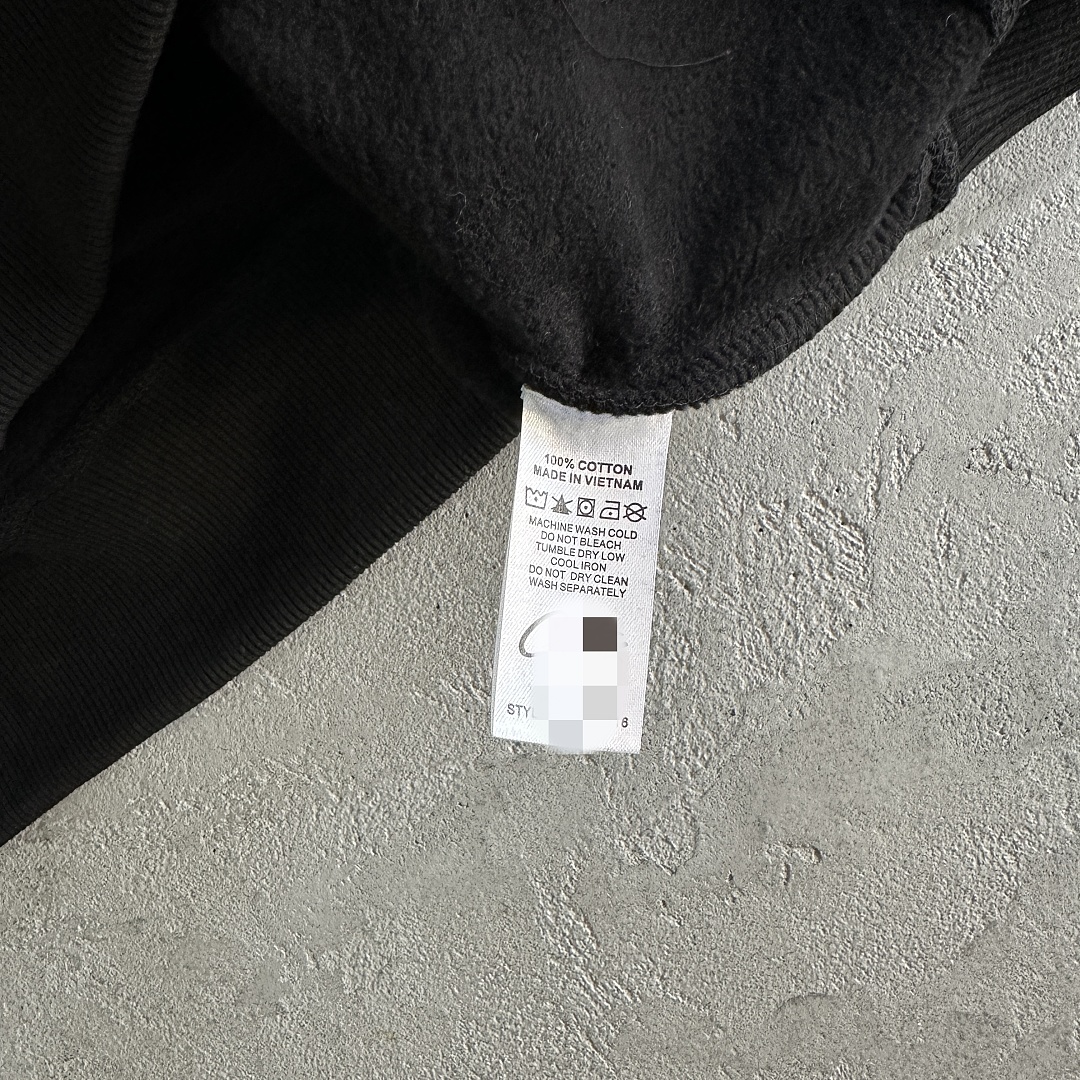 Other 208¥ Satin C-Star Applique Suit-Black - Image 21