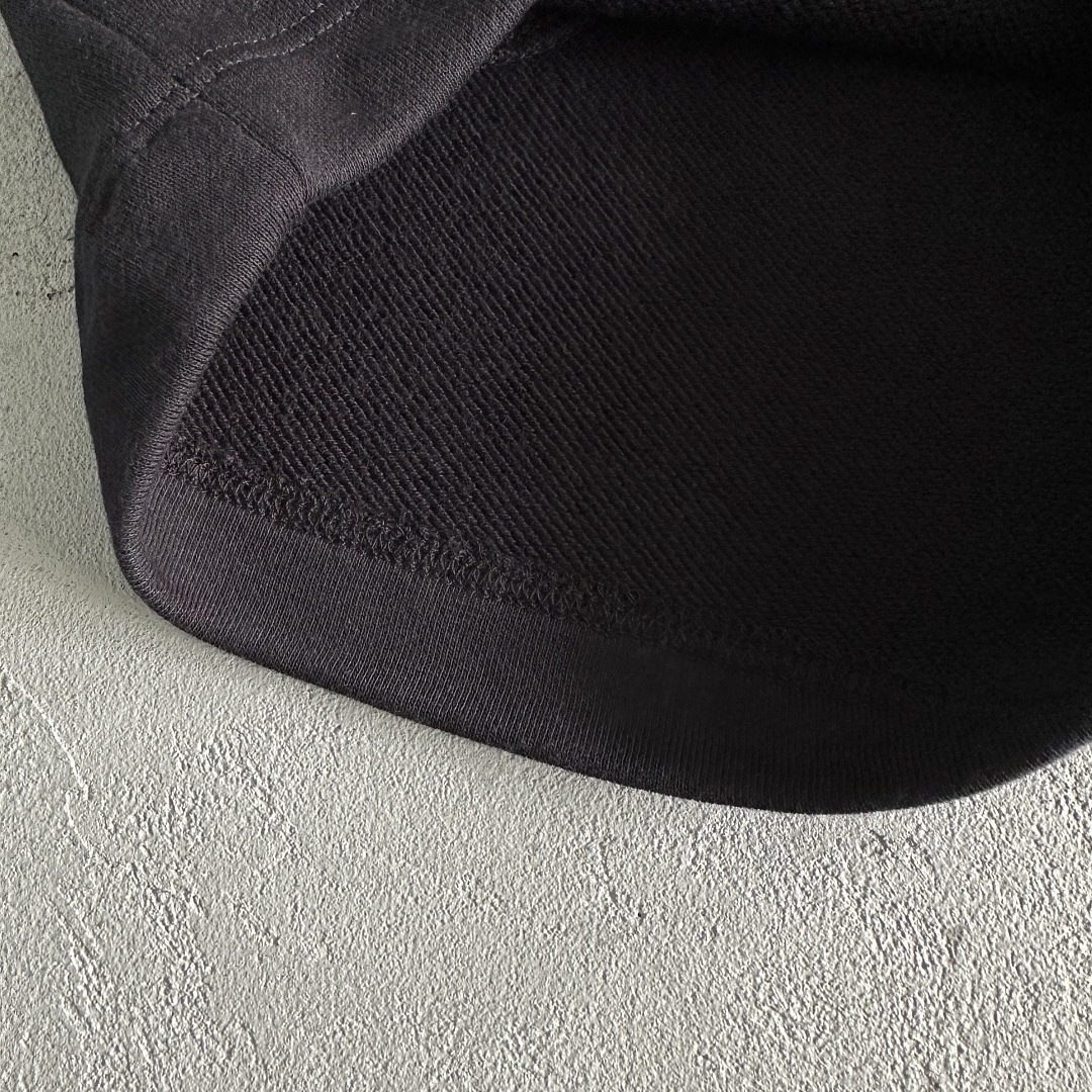 Other 109¥ Syna Men's Black T-Shirt - Image 35