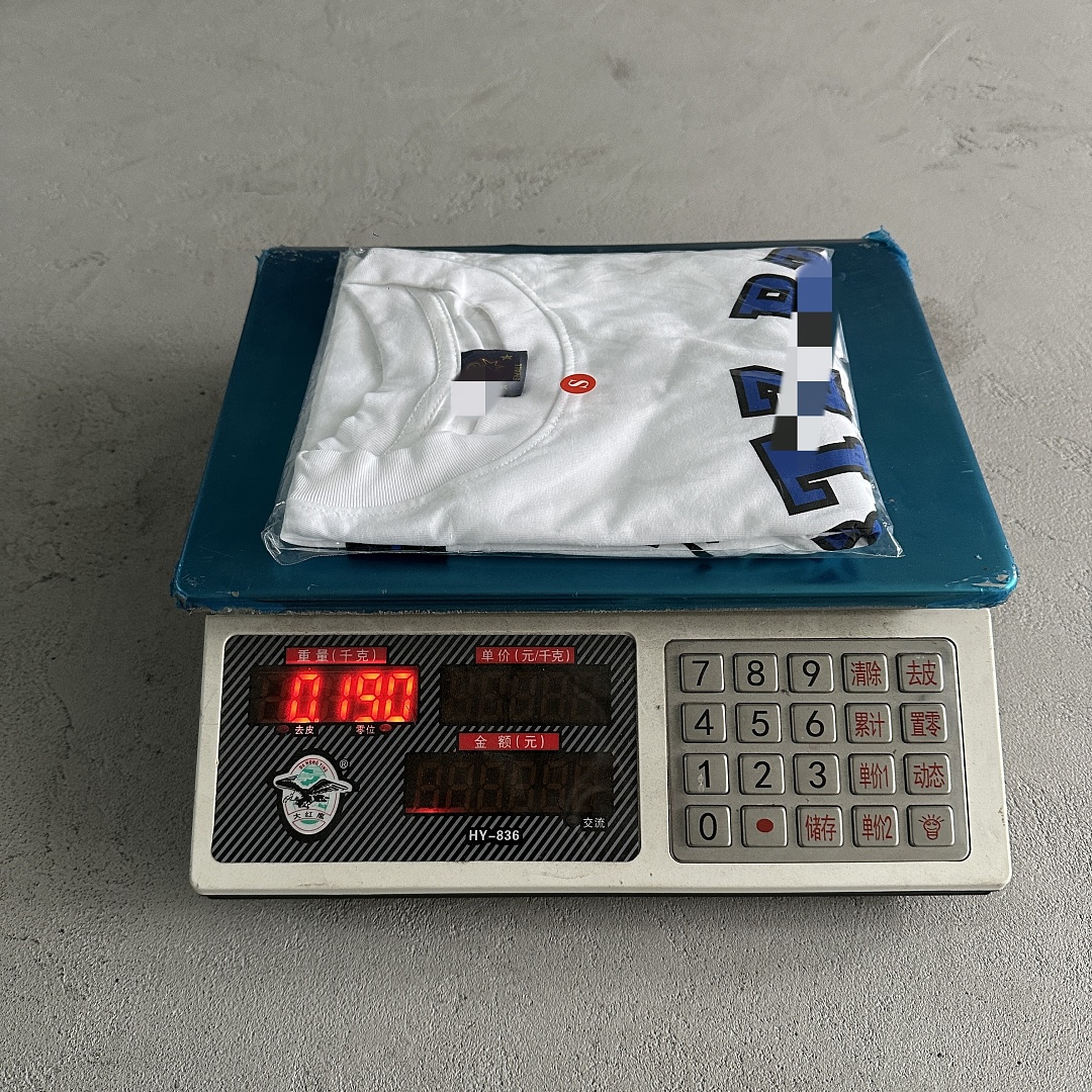 Other 35¥Grumpy Bee Tee - Image 2
